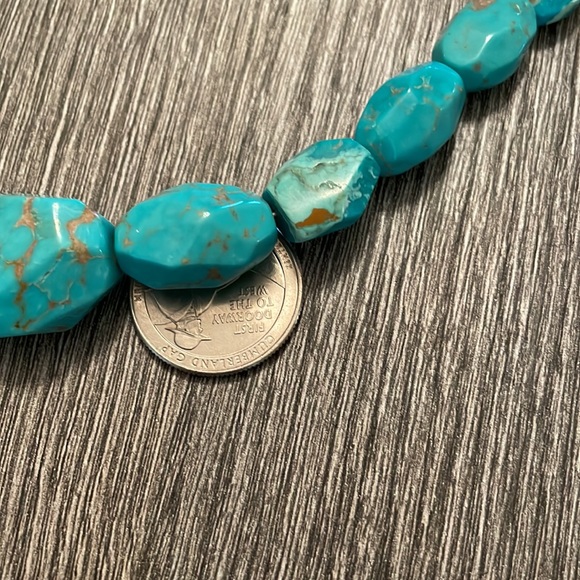 Turquoise chunk necklace - Picture 8 of 11